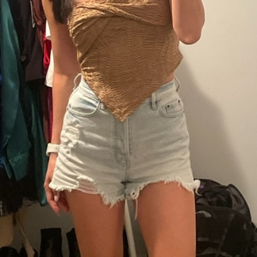 PacSun Women’s Ultra High Rise Vintage Short Light Wash Blue Size 25